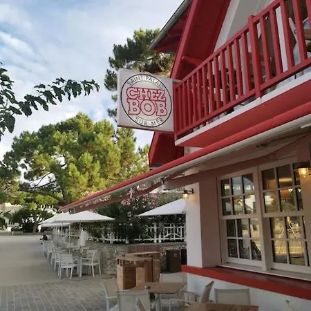 Villa St Palais, Maison Avec Piscine A 200m De La