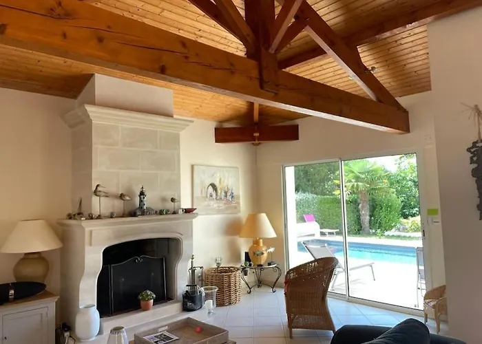 St Palais, Maison Avec Piscine A 200m De La *