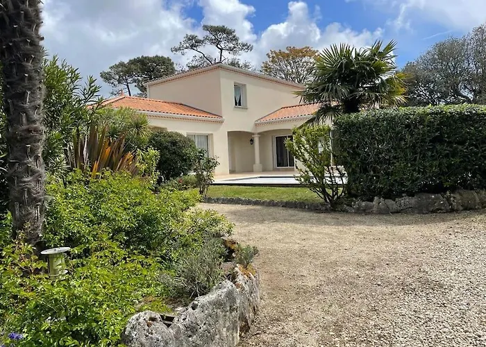 St Palais, Maison Avec Piscine A 200m De La Saint-Palais-sur-Mer